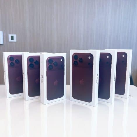 バーガンディ🍷  iPhone18 Pro / Pro Max 【名古屋栄店】